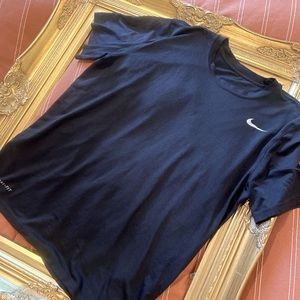 Medium Dri-Fit Nike Athletic T-Shirt